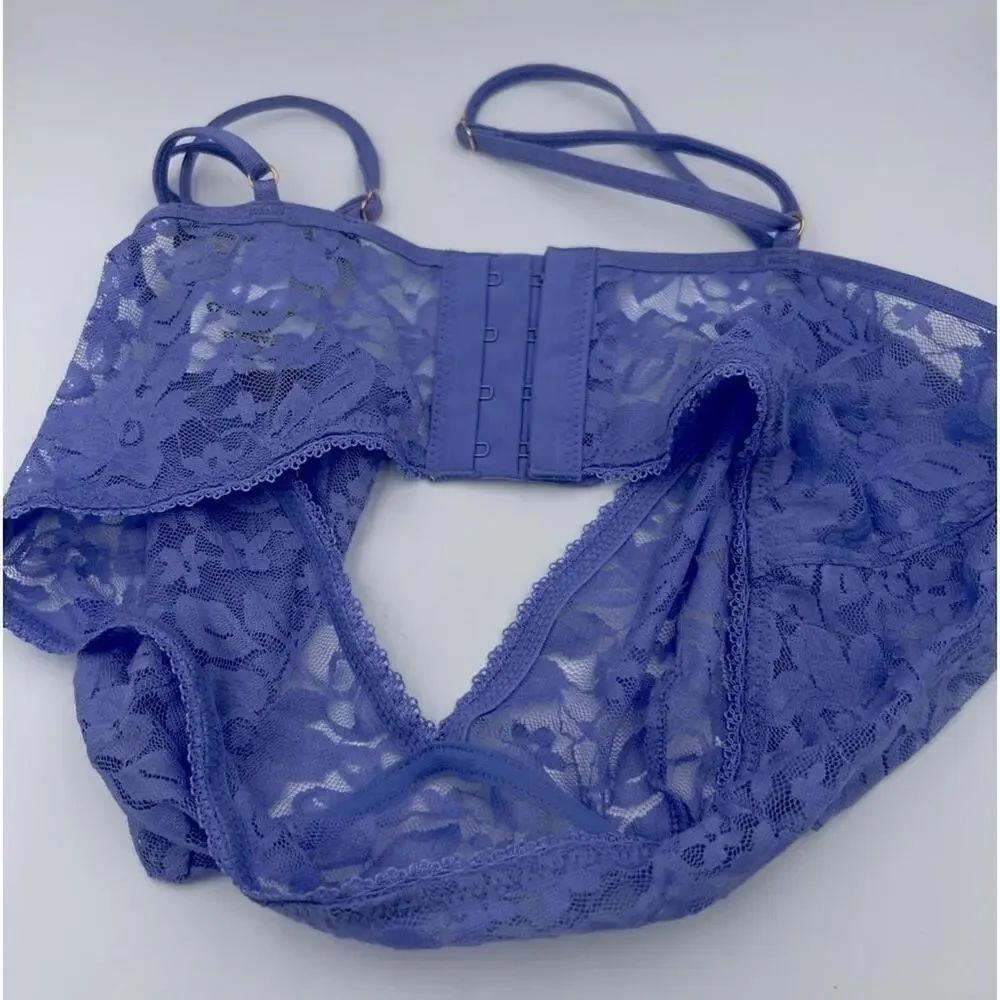NWT INC INTERNATIONAL CONCEPTS Women's Lace Bralette, bras, Medium